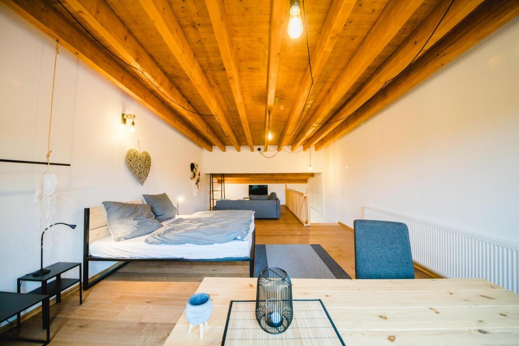 Achalm Hof Apartment Reutlingen Ngoại thất bức ảnh