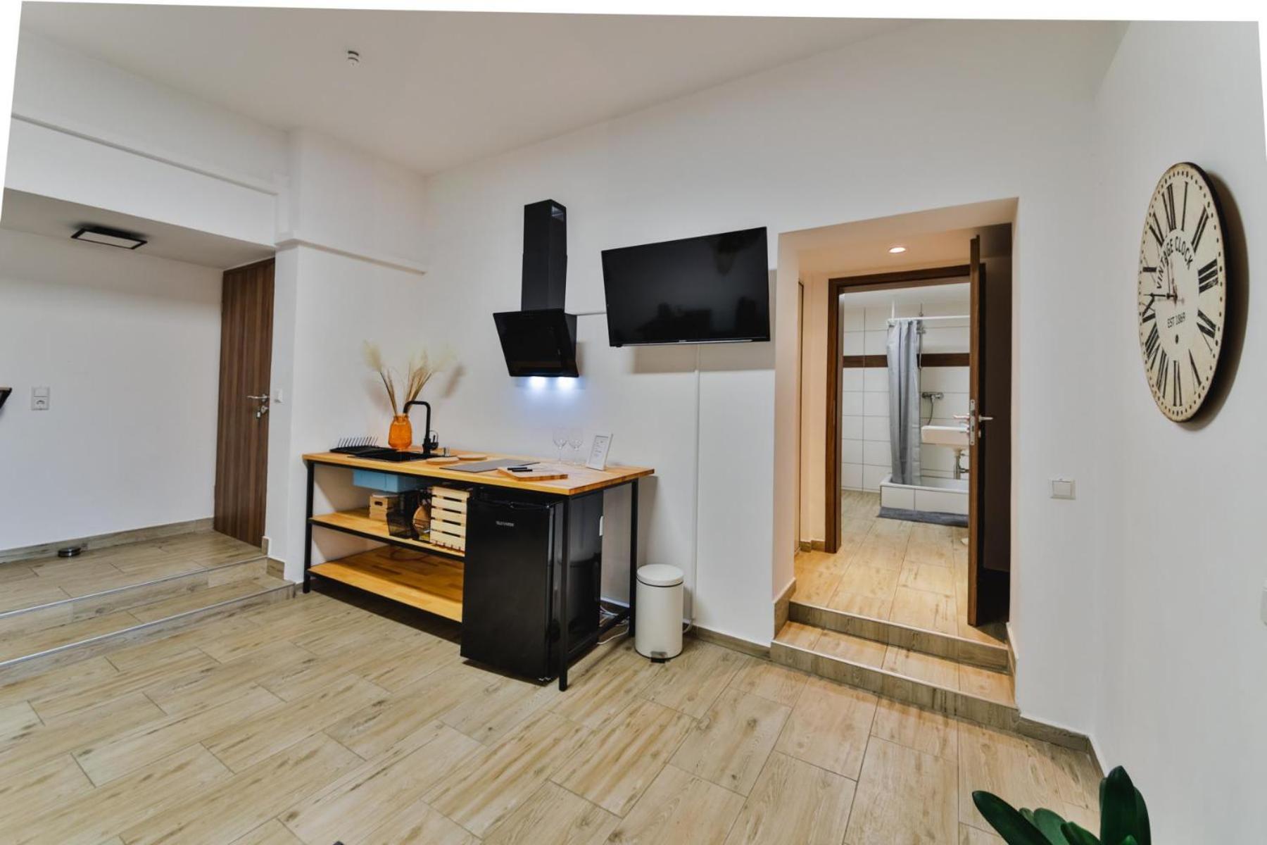 Achalm Hof Apartment Reutlingen Ngoại thất bức ảnh
